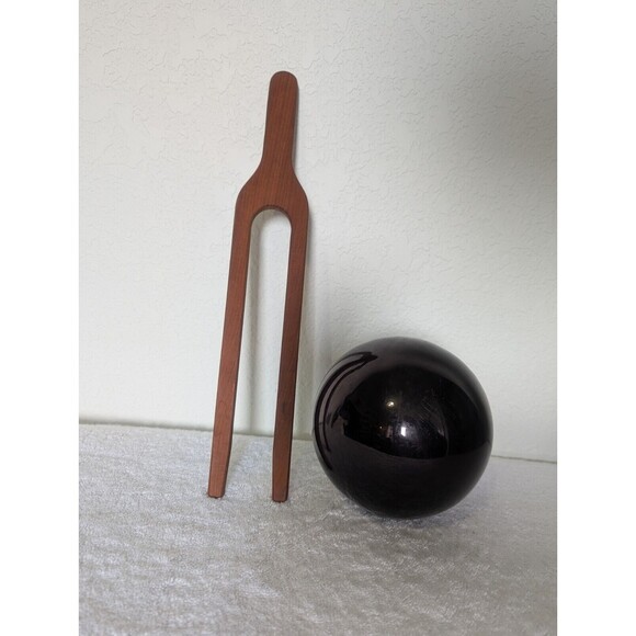 Vtg Hand Held Rolling Speed Control Game 15"x2.5" Wooden Fork & 5.5" Metal Ball - Picture 1 of 5
